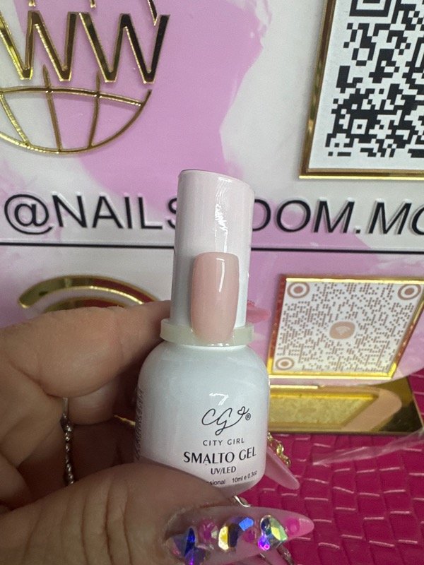 Producto - Esmalte city girl rosa translúcido claro N162