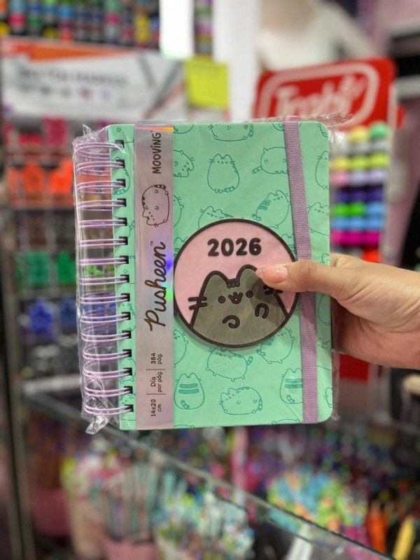 Producto - Agenda 2026 pusheen mooving