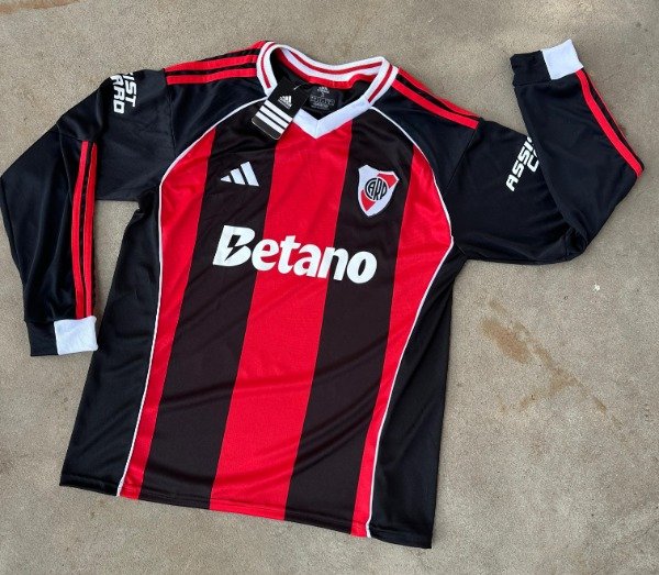 Producto - Camiseta River Plate Alternativa Manga Larga 2025 2026