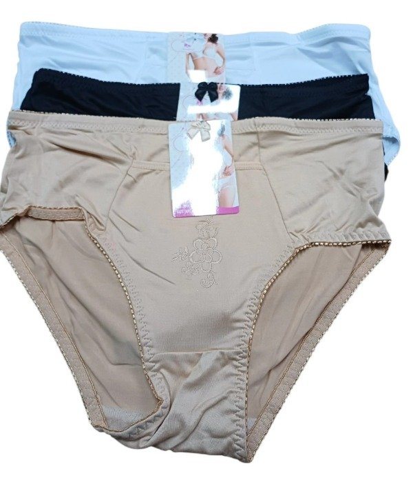 Producto - 855656 - Bombacha Señora C/Bolsillo Lycra Lisas Bordada - 2