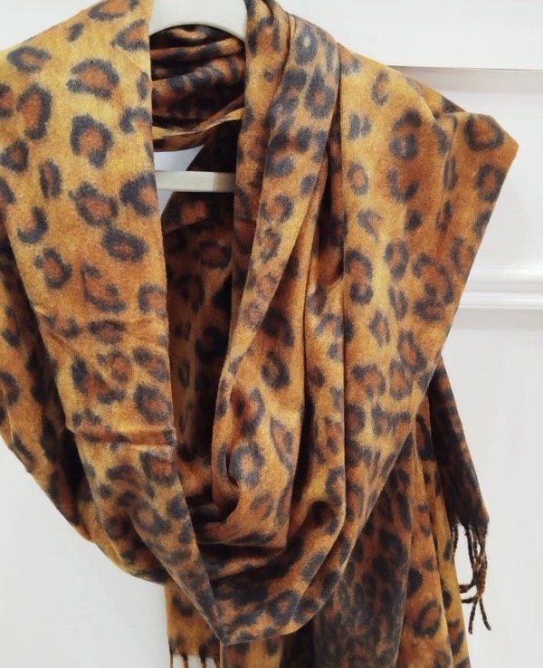 Producto - Mantón animal print g