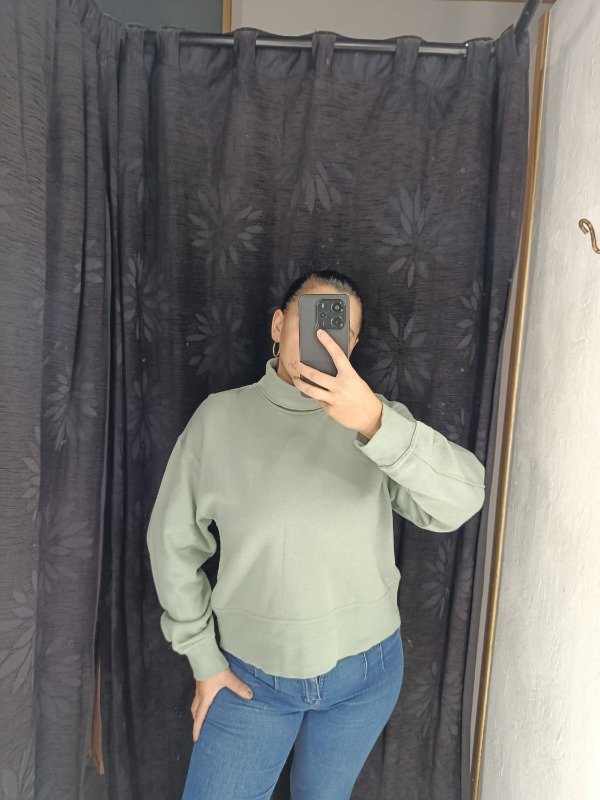 Producto - Buzo Musgo OHA 001 - Marca ZARA