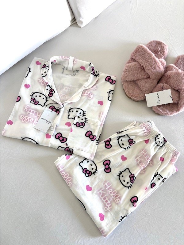 Producto - Pijama camisero Hello Kitty