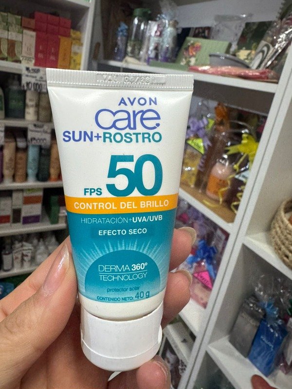 Producto - 2 PROTECTOR SOLAR 50