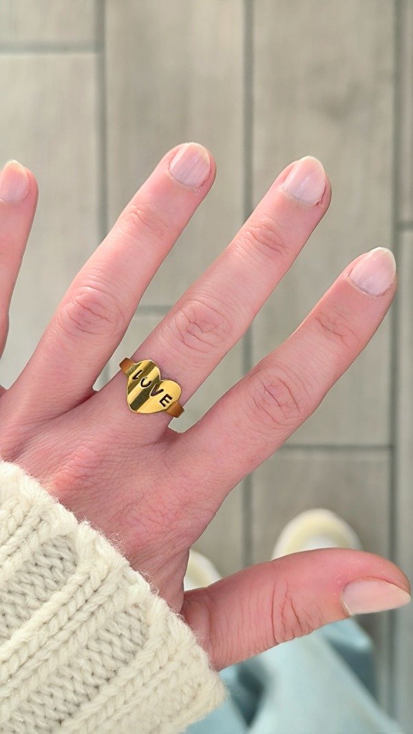 Producto - Anillo Love Dorado