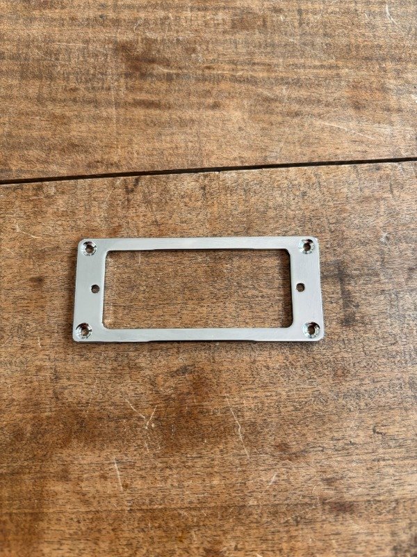 Producto - Marco para Minihumbucker Metálico Nickel