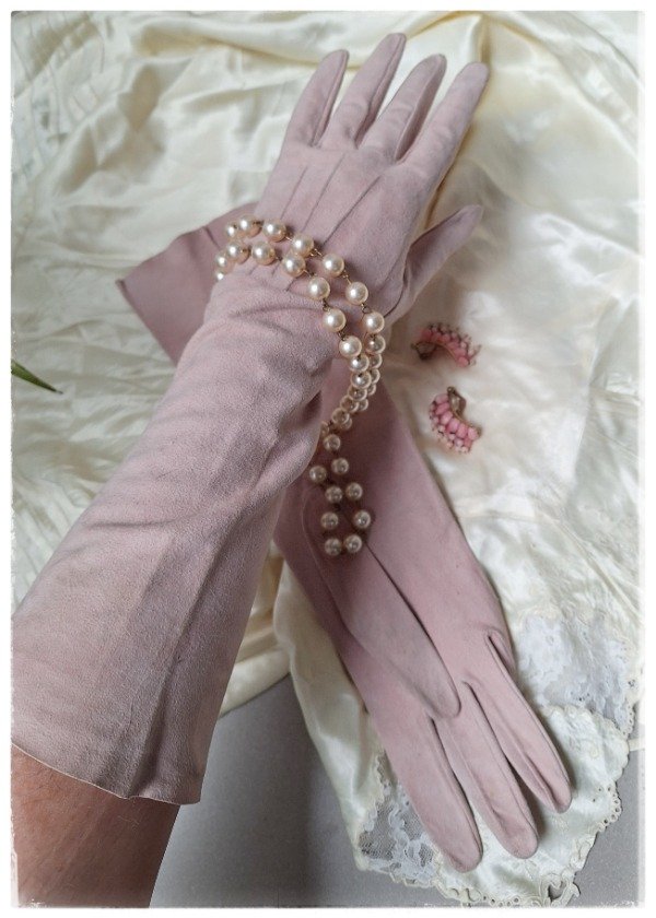 Producto - Guantes largos gamuza rosa