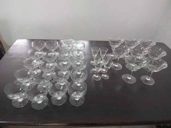 Producto - LOTE CRISTALERÍA 35 PIEZAS. PRECIO POR TODO #11359