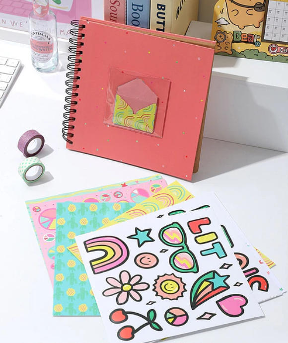 Producto - Kit SCRAPBOOK Con Stickers, Cintas, Sobres, Papeles, y Libreta. - 4