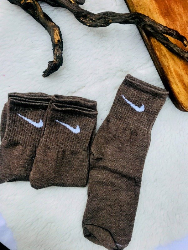 Producto - Nike marron