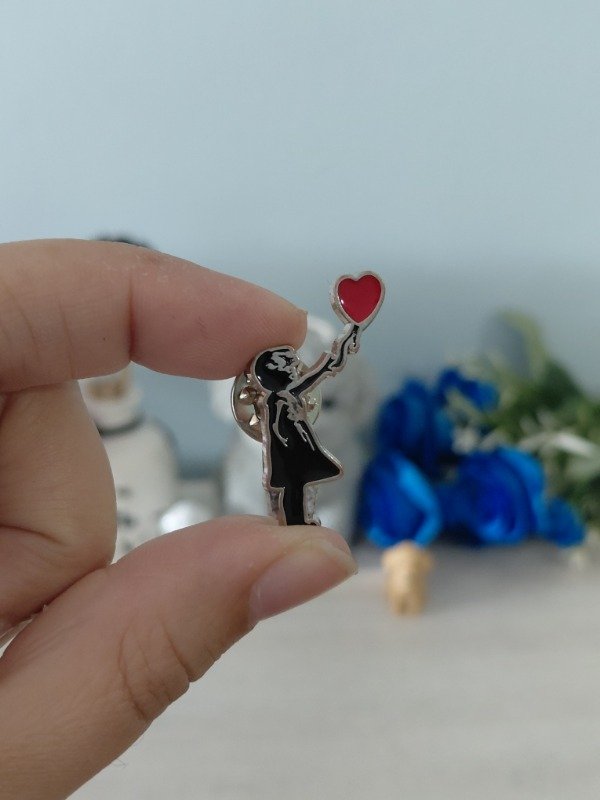 Producto - Pin metalizado - Niña #0673