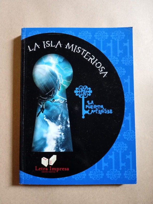 Producto - La isla misteriosa - Patricia Roggio - Letra impresa 2008
