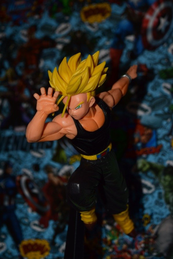 Producto - Figura Trunks