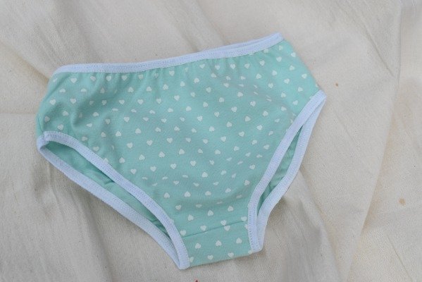 Producto - BOMBACHA CORAZONES VERDE
