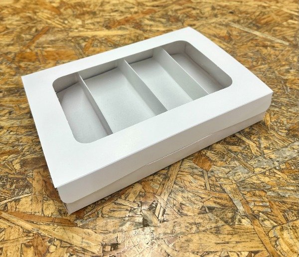 Producto - BOX 4 DIVISIONES -COD. 1650 medida 26x5x18