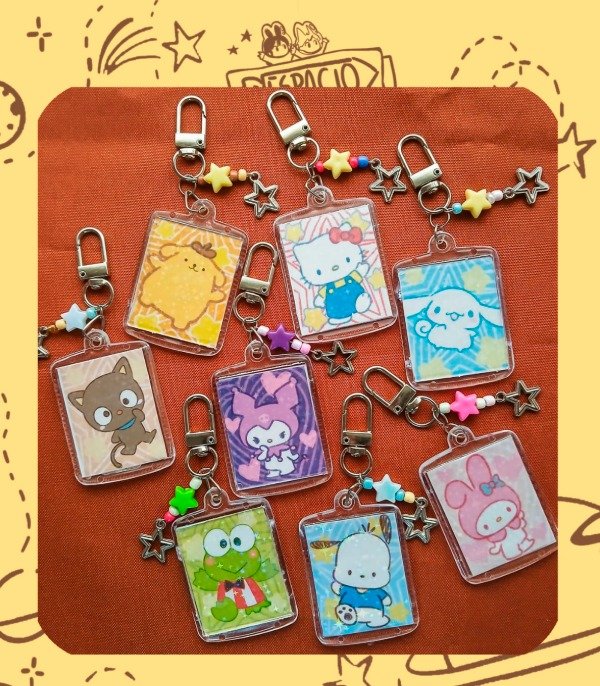 Producto - Llaveros Sanrio con Efecto Glitter