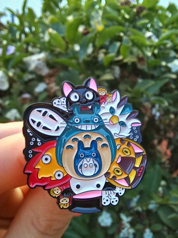 Producto - Pines grandes Studio Ghibli