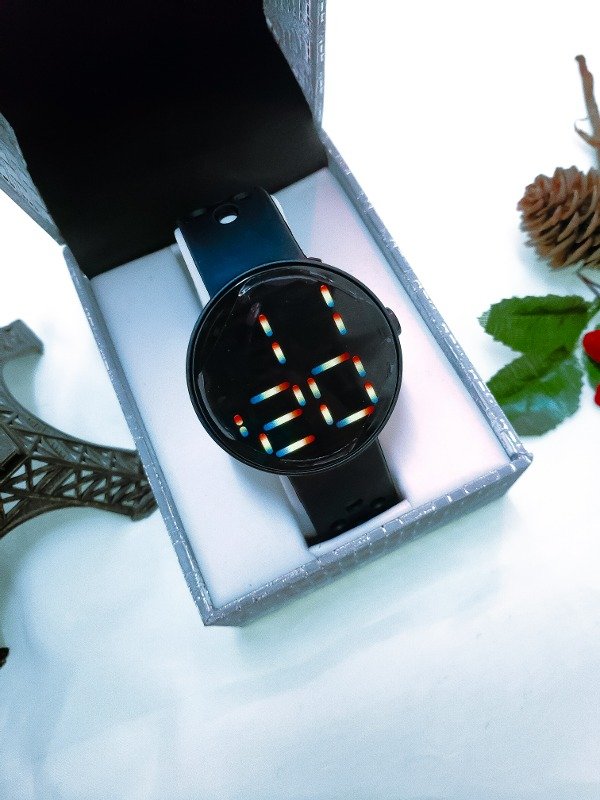 Producto - Reloj digital negro