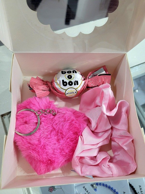 Producto - Cajita + combito fucsia
