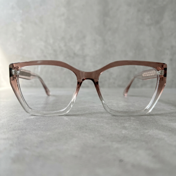 Producto - JULE Modelo 633457, Armazón grueso tendencia traslúcidos