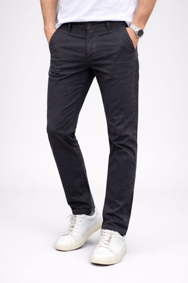Producto - Pantalón chino negro