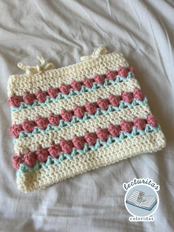 Producto - Funda de tulipán para libros a crochet