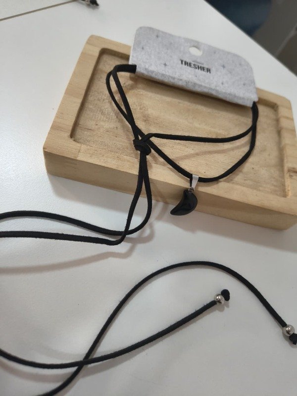 Producto - Choker corbatero luna negra