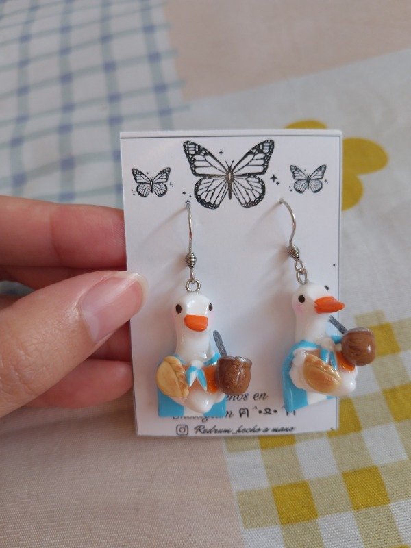 Producto - Aritos patitos patrios