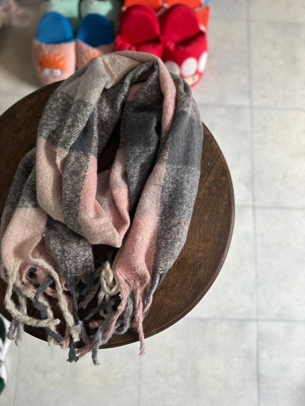 Producto - Bufandón Nube Rosa-Gris
