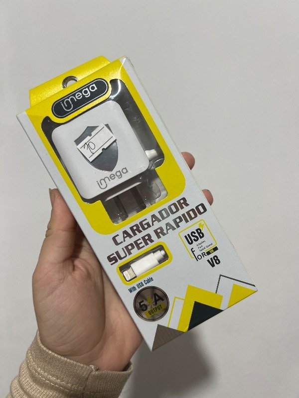 Producto - Cargador Rápido IPhone