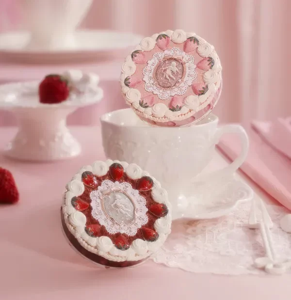 Producto - Flower Knows Strawberry Cupid Pressed Powder