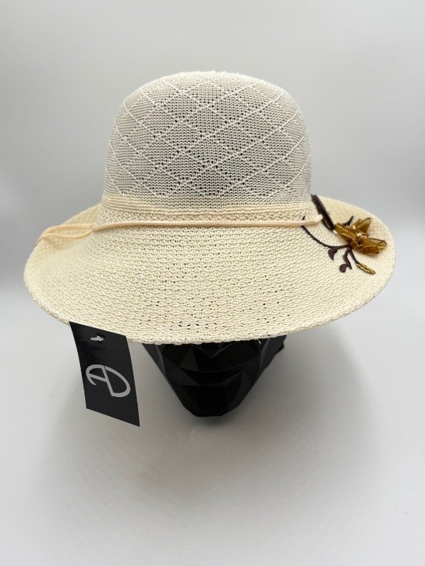 Producto - Sombrero con aplique 3 - 0