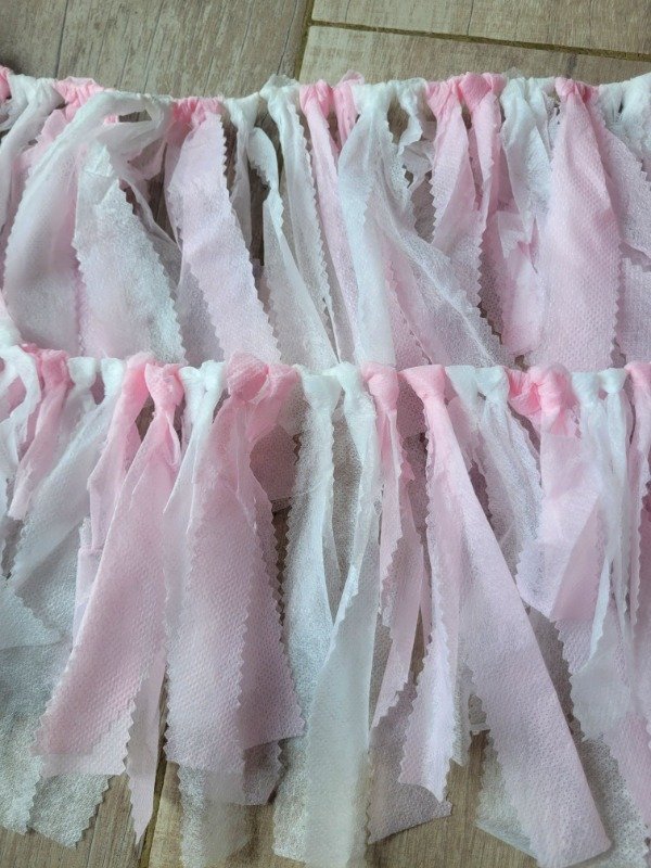 Producto - Guirnaldas de Tiras de Friselina Rosa y Blanco x1,5mts