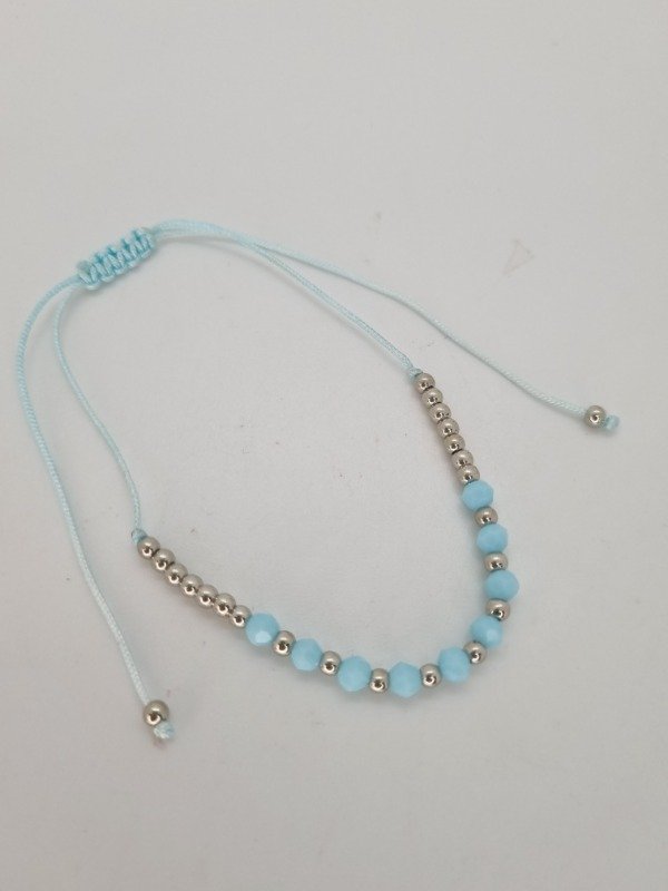 Producto - Pulsera hilo.regulable cristalito color pelotitas plat