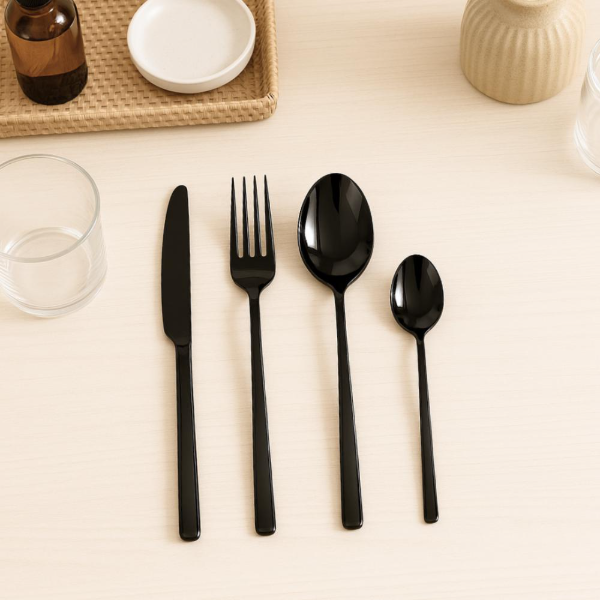 Producto - cubiertos en caja x16 unidades negros