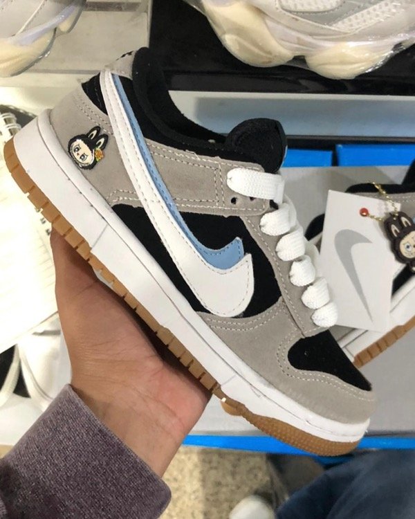 Producto - Nike Dunk Low Labubu G-N-C