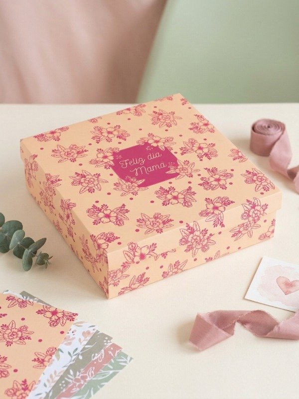 Producto - Caja 28x28x7"feliz dia mama"