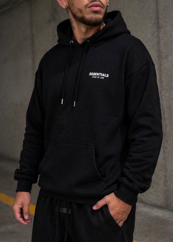 Producto - Buzo Essentials (negro y gris)