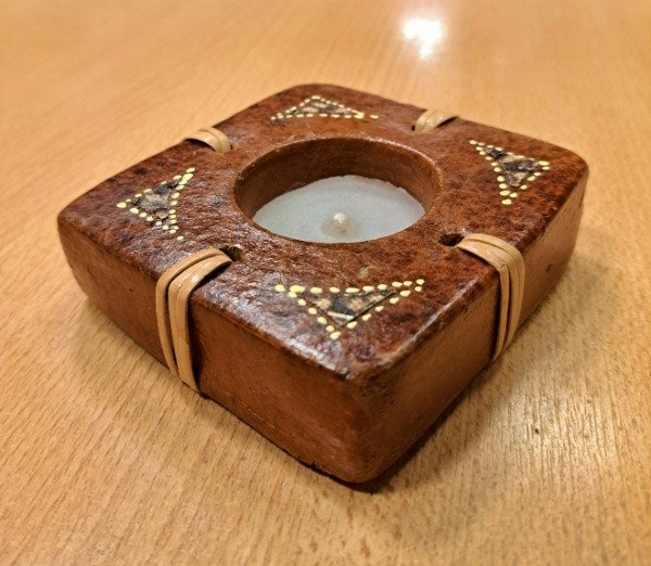 Producto - Portavela Rustico cuadrado 9 cm