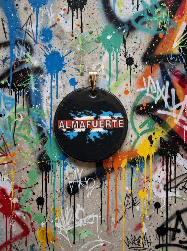 Producto - Dije almafuerte 1