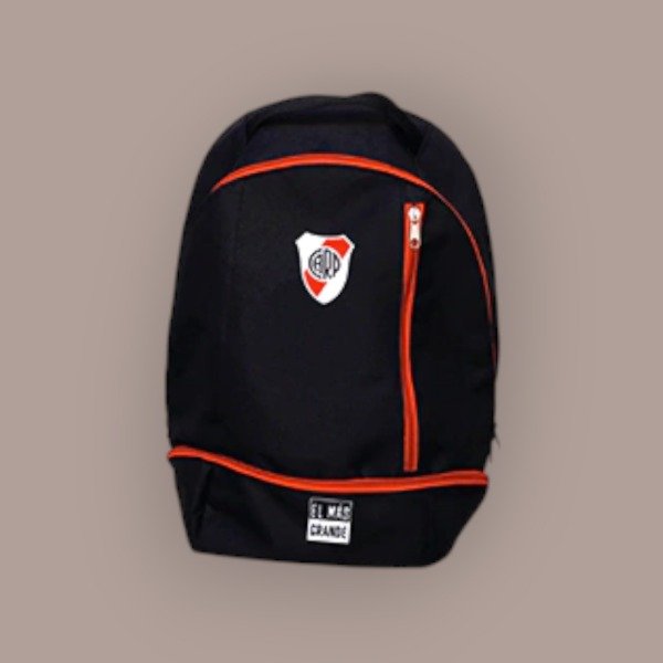 Producto - Mochila Deportiva Estadios 24 RIVER