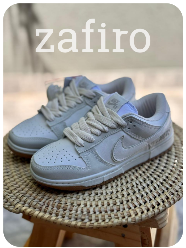 Producto - Nike Dunk Low Tiza