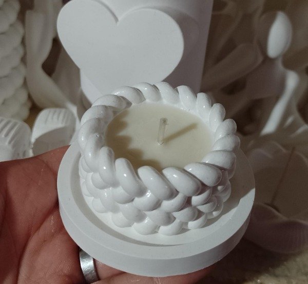 Producto - Vela Trenza con platito Blanca Aromática