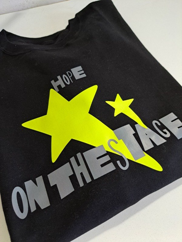 Producto - MAXI BUZO HOPE ON THE STAGE