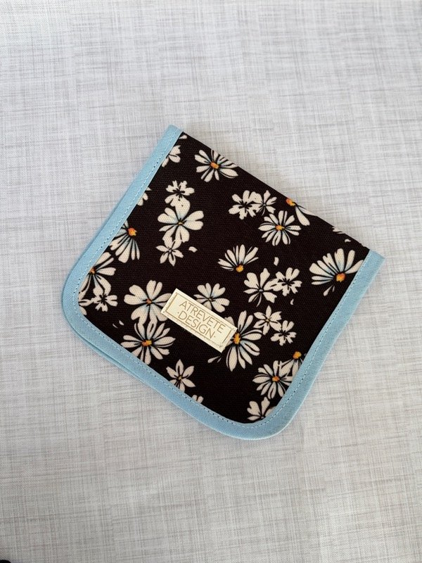 Producto - MINI ESTUCHE - FLOR CELESTE