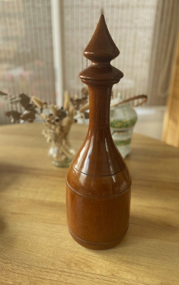 Producto - Botellón De Madera Con Tapa