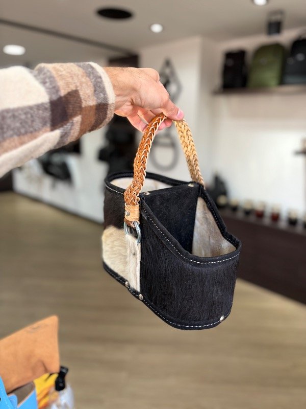 Producto - MATERA EXCLUSIVA MANIJA AL TIENTO CUERO PELUDO - 1