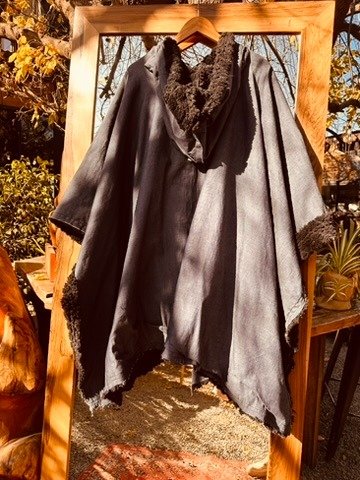 Producto - Poncho Aroza Grafito/Negro