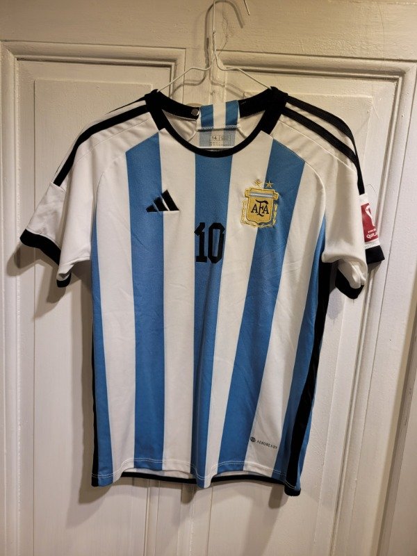Producto - Remera ADIDAS Argentina Talle 14 años - PRECIO: 10X