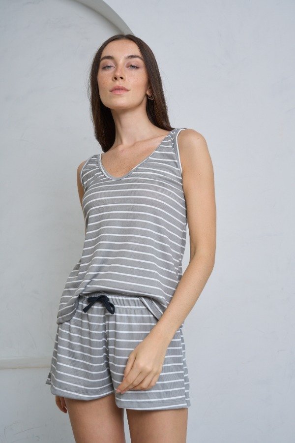 Producto - PIJAMA RAYAS MORLEY GRIS